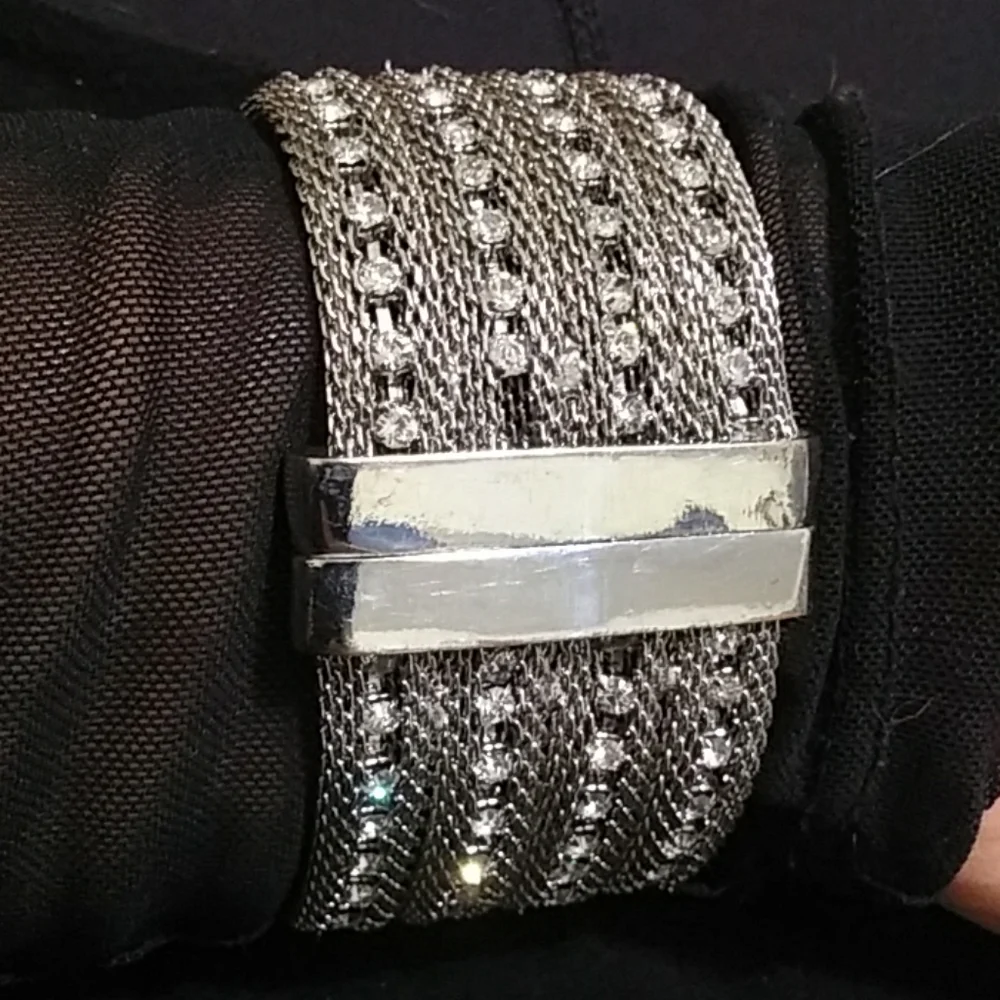 COPY - Mesh rhinestone bracelet - Picture 2 of 16